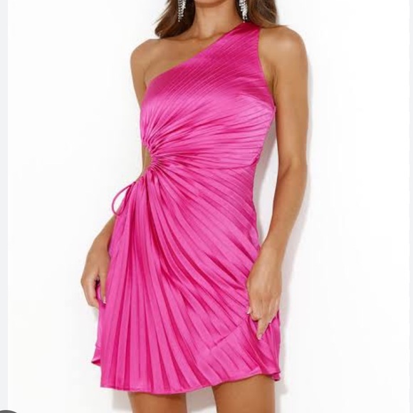 Hello Molly Dresses & Skirts - Hello Molly dress plisse one shoulder mini hot pink dress size large (8)